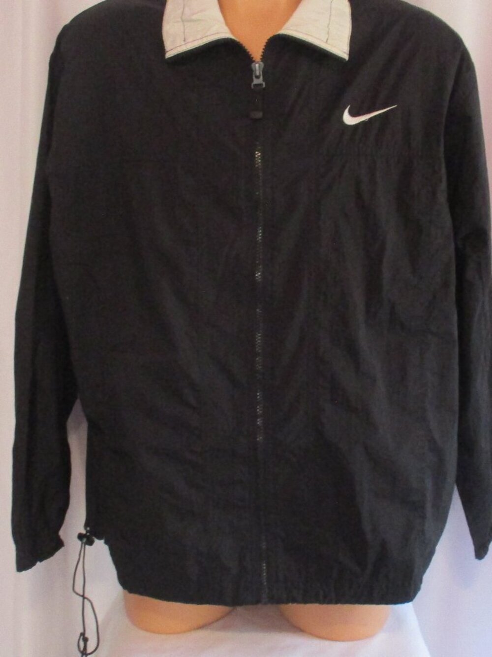 Nike Windbreaker Jacket Medium Black Full Zip Running Swoosh Lightweight